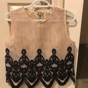Mesh embroidered top cream/black